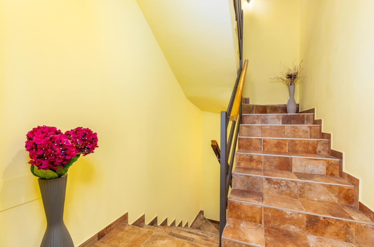 Apartmani Monte Πούλα Εξωτερικό φωτογραφία