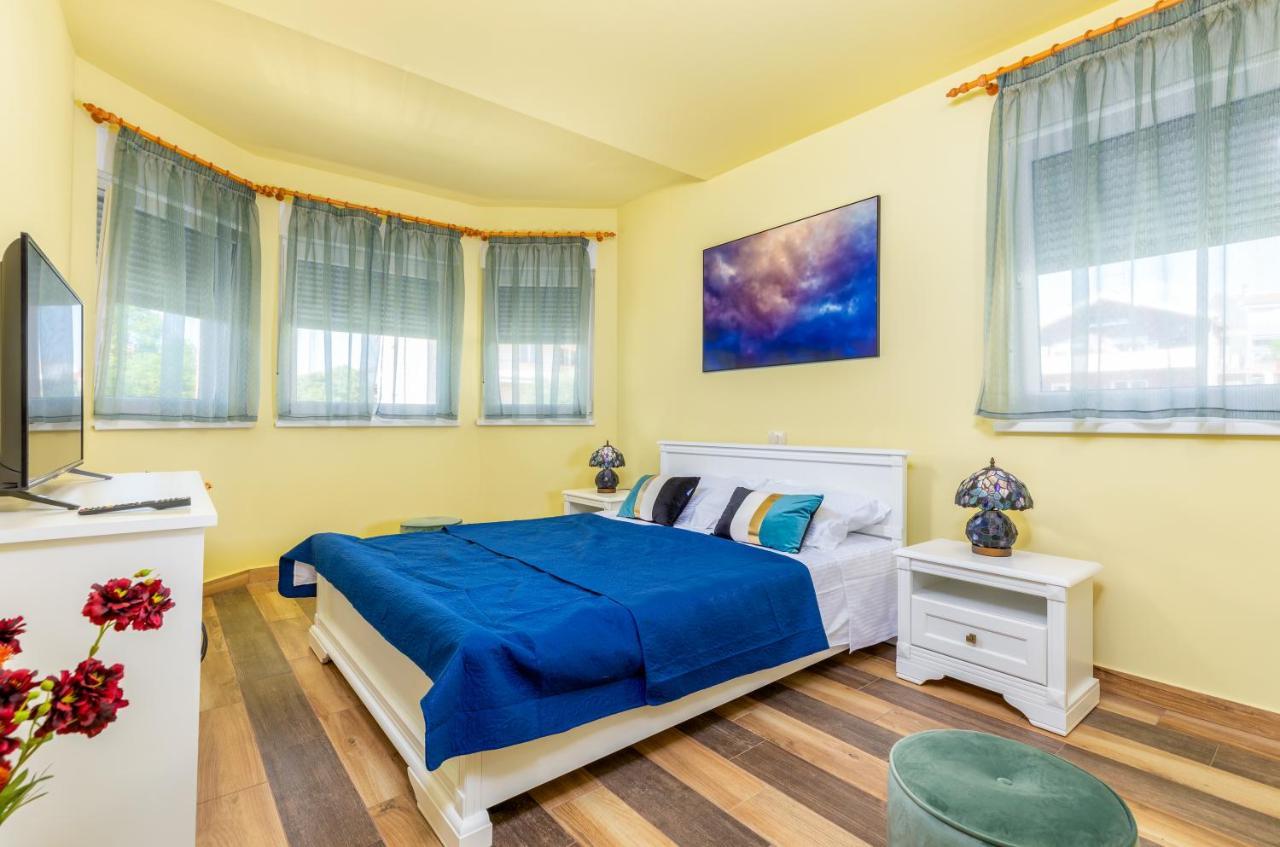 Apartmani Monte Πούλα Εξωτερικό φωτογραφία