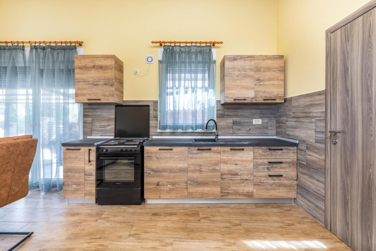 Apartmani Monte Πούλα Εξωτερικό φωτογραφία